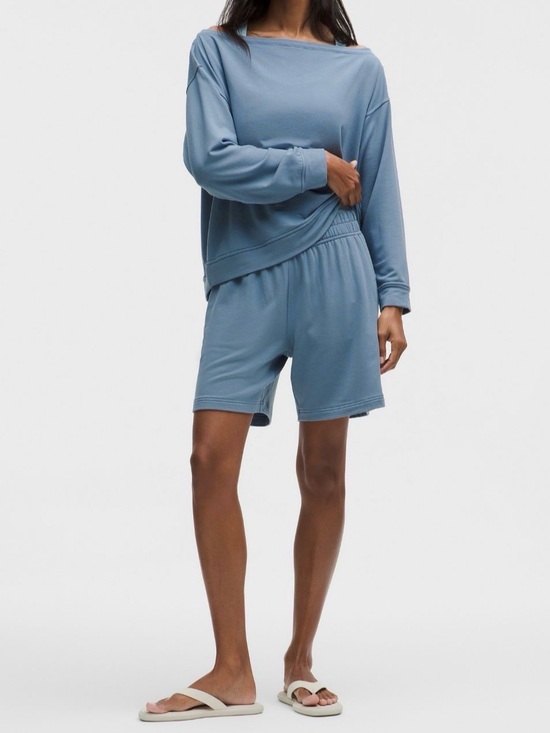 lululemon athletica Pants - Lululemon - Be Calm Mid Rise Bermuda Short - Size M - NWT